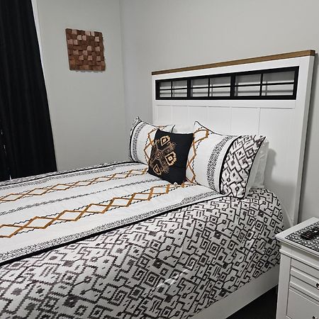 Room For Rent In Apartment Hartford Exteriör bild