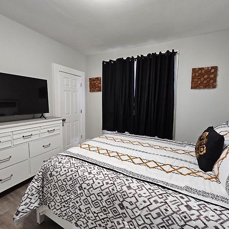 Room For Rent In Apartment Hartford Exteriör bild