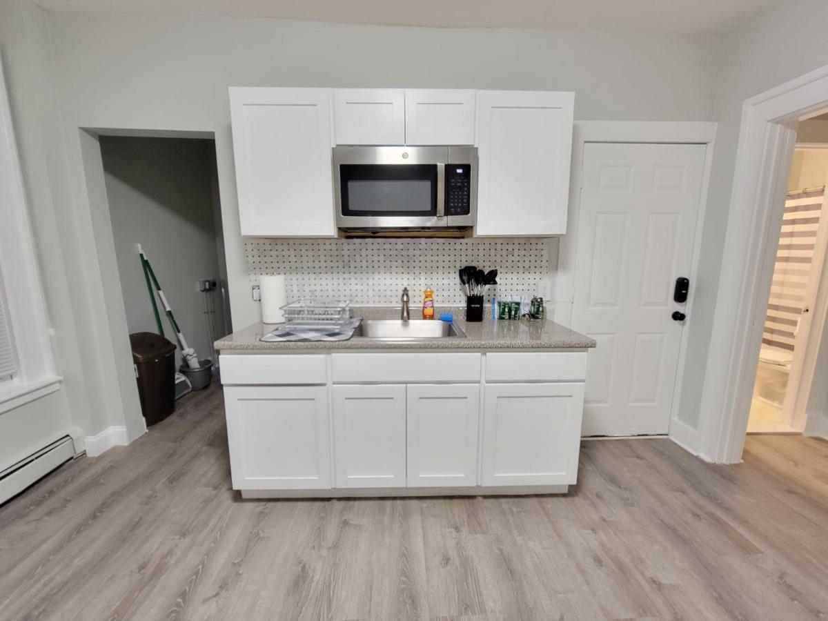 Room For Rent In Apartment Hartford Exteriör bild